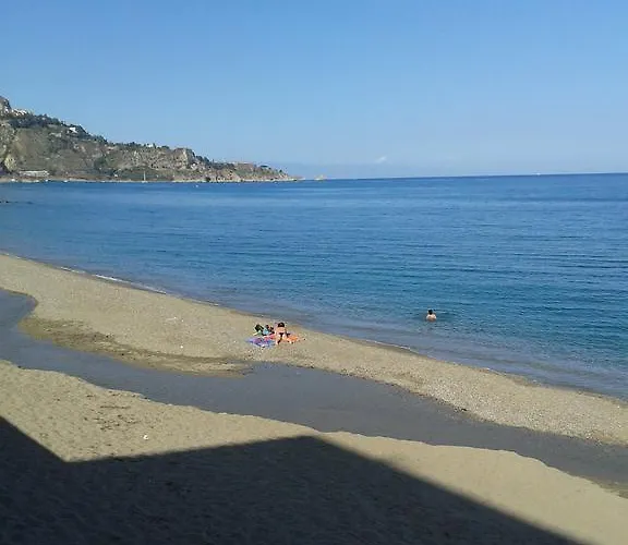 Mare E Monti Giardini-Naxos